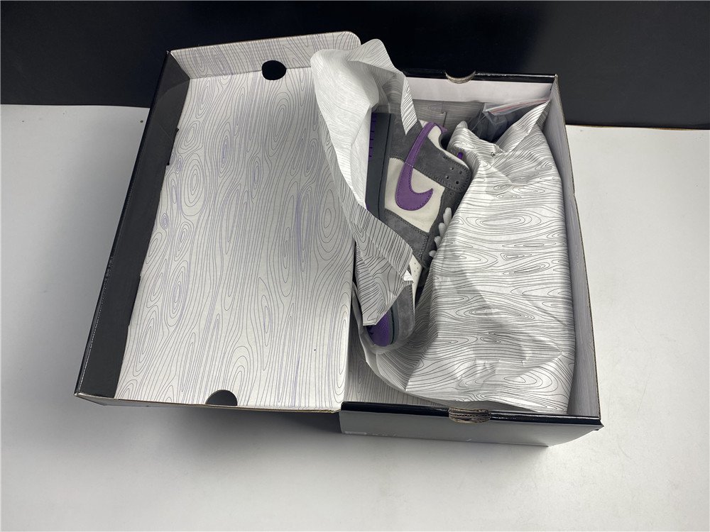 Dunk SB Low Purple Pigeon 304292-051